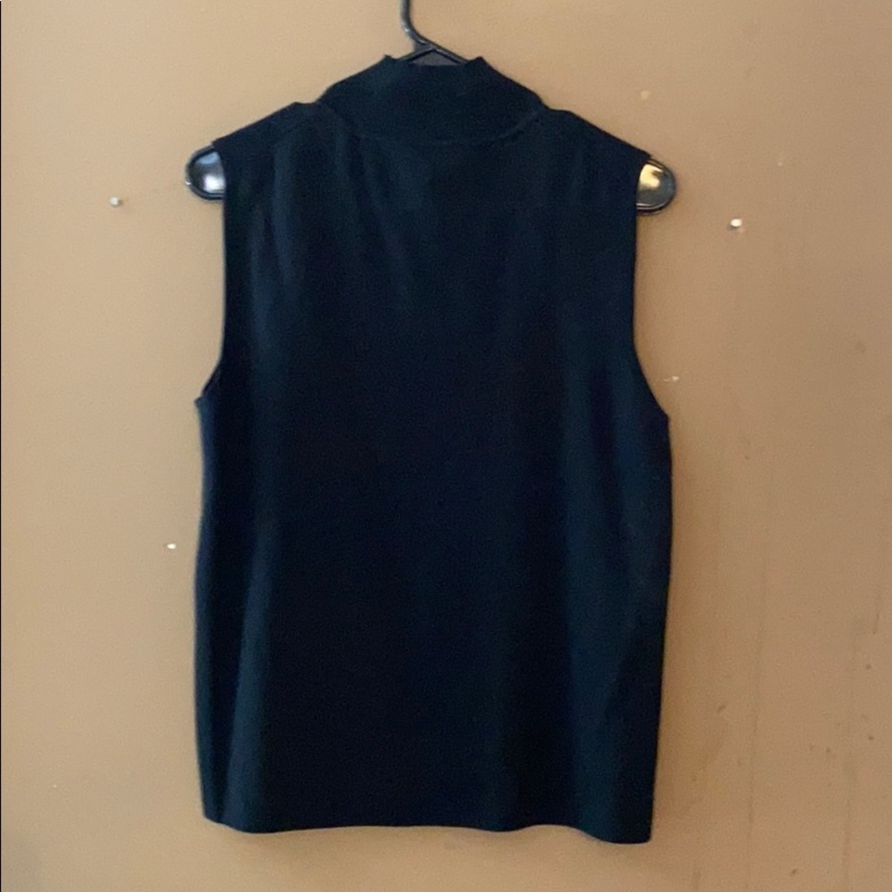 CHICOS BLACK SLEEVELESS MOCK SHIRT R - Picture 3 of 6